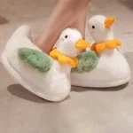 chausson-canard-3d-blanc-ailes-vertes