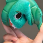 chausson-dinosaure-vert-jaune-enfant