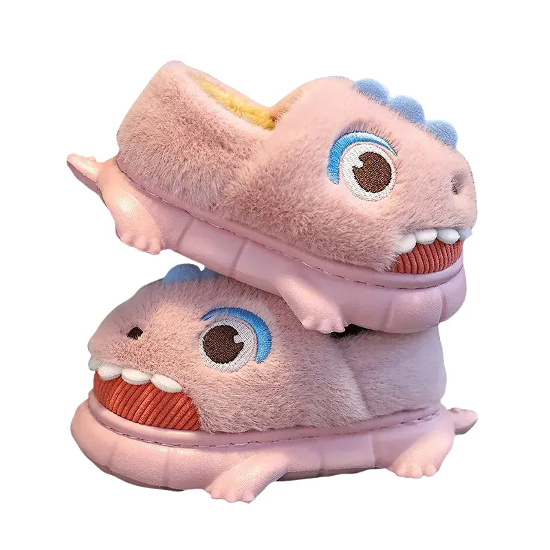 chausson-dinosaure-rose-enfant Chausson dinosaure rose enfant en peluche douce avec semelle antidérapante