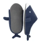 pantoufle-en-forme-de-poisson-baleine