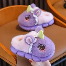 chausson-licorne-fille-mauve-rose-profil