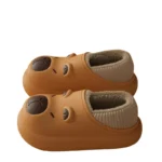 chausson-sabot-fourres-capybara-caramel