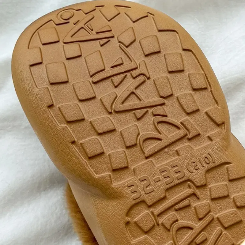 chausson-sabot-fourres-capybara-caramel-semelle-antiderapante chausson-sabot-fourres-capybara-caramel-semelle-antiderapante