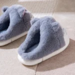 chausson-chat-boudeur-gris-face