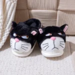 chausson-chat-noir-grognon-face