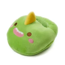 Chausson chauffant dinosaure USB utilisé avec les deux pieds à l’intérieur pour se réchauffer en hiver