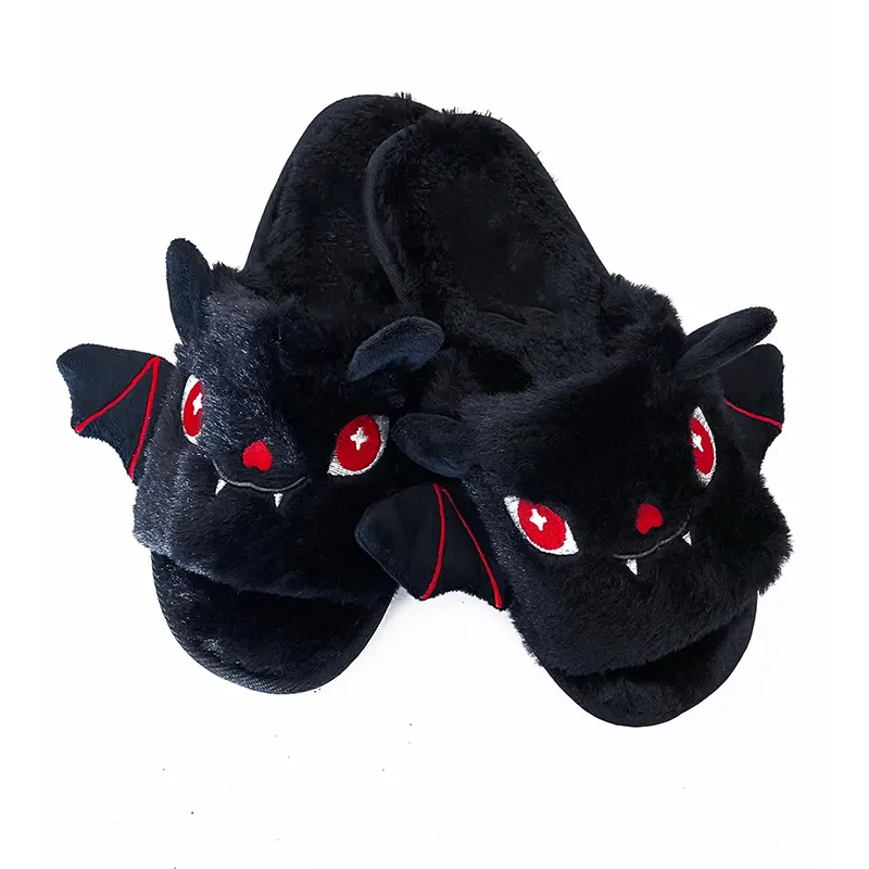 chaussons-homme-chauve-souris-noir Chaussons Homme Chauve Souris noirs vue de face en fourrure douce