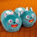 chausson-monstre-rigolo-peluche